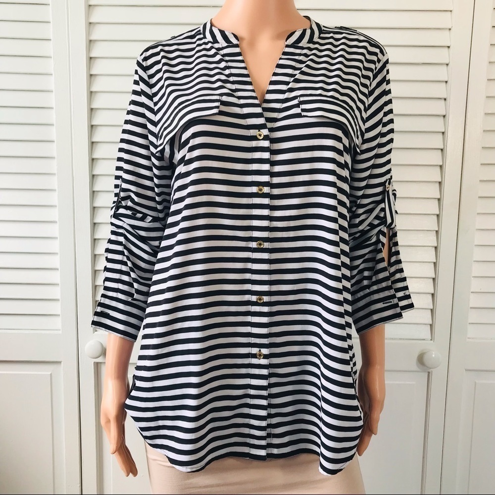 2/$25 CLAVIN KLEIN Black White Stripe V-Neck Button Down Blouse Size Medium